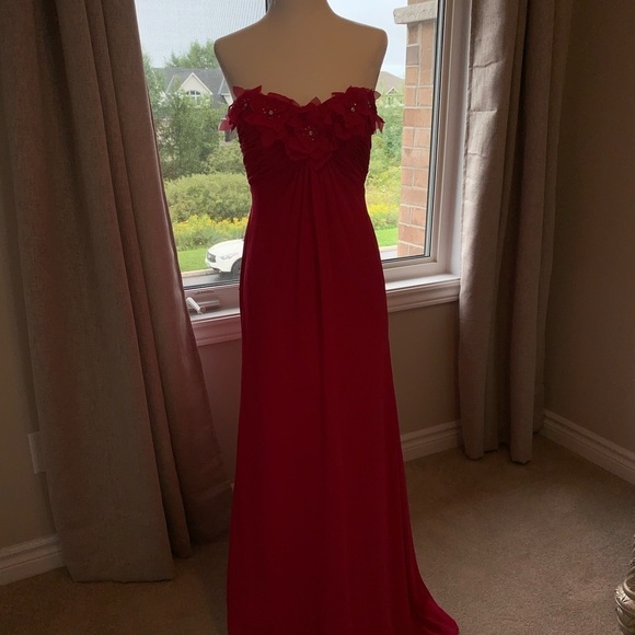 Never worn - NWOT David’s Bridal Hot Pink Strapless Dress - Picture 2 of 7